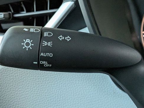 Used 2024 Toyota Corolla SE FWD image 8