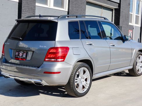 Used 2015 Mercedes-Benz GLK 350 4MATIC w/ Premium 1 Package image 4
