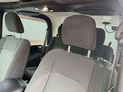 Used 2022 Jeep Wrangler Willys image 17