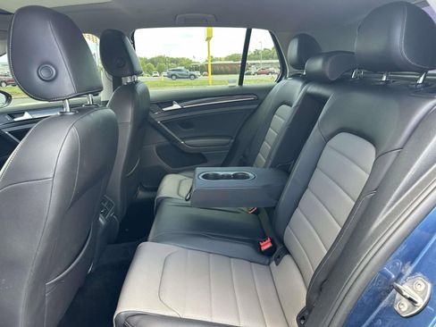Used 2015 Volkswagen Golf TDI SEL FWD image 12