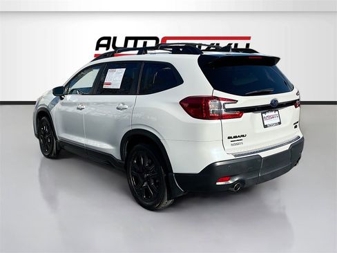 Used 2023 Subaru Ascent Onyx Edition image 5