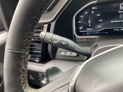 Used 2024 GMC Sierra 1500 AT4 w/ Technology Package AWD/4WD image 22