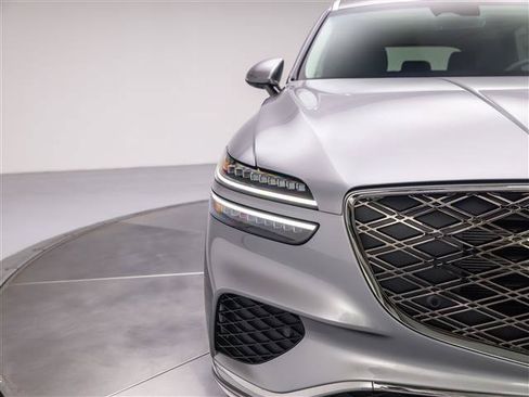 New 2026 Genesis GV70 2.5T Select AWD/4WD image 14