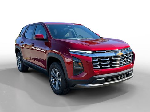 New 2026 Chevrolet Equinox LT w/ Convenience Package II FWD image 7
