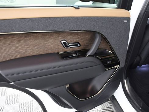 Used 2024 Land Rover Range Rover Sport Dynamic SE image 25