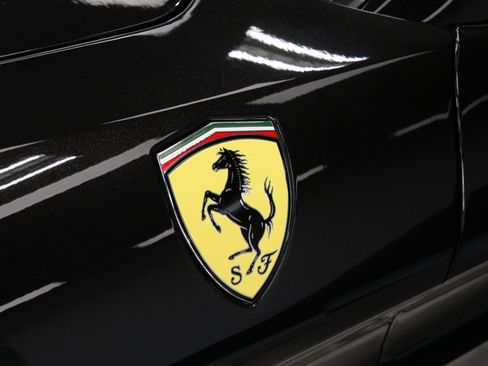 Used 2015 Ferrari California T RWD image 45