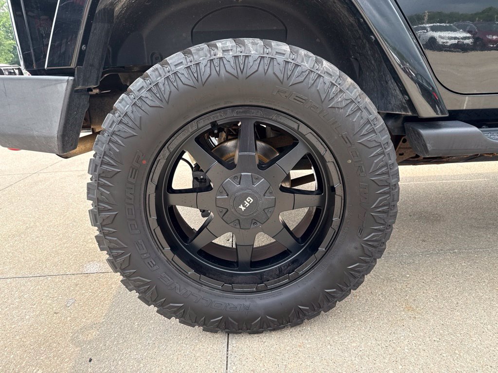 Used 2014 Jeep Wrangler Unlimited Rubicon w/ Connectivity Group AWD/4WD image 48
