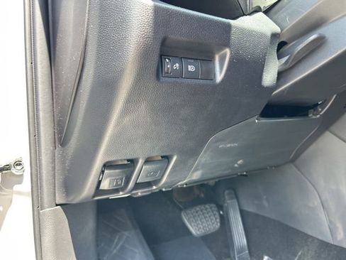 Certified 2025 Toyota RAV4 XLE AWD/4WD image 12
