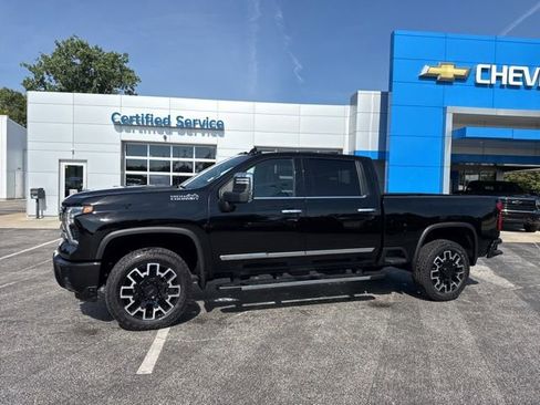 Used 2025 Chevrolet Silverado 2500 High Country image 4