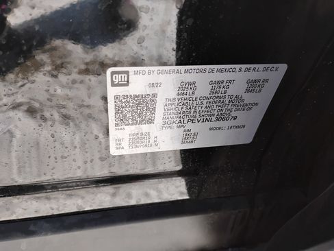 Used 2022 GMC Terrain SLT w/ Elevation Edition image 12