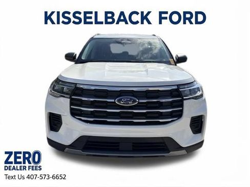 Used 2025 Ford Explorer Active RWD image 9
