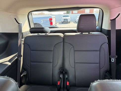 Used 2020 GMC Acadia Denali w/ Denali Ultimate Package image 17