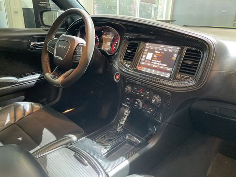 Used 2022 Dodge Charger SRT Hellcat w/ Alcantara Interior Package RWD image 36