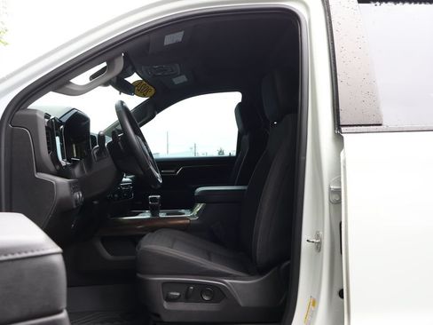 Certified 2024 Chevrolet Silverado 1500 LT Trail Boss w/ Convenience Package II AWD/4WD image 36