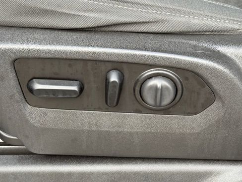 Used 2020 Chevrolet Silverado 1500 RST w/ All-Star Edition image 19