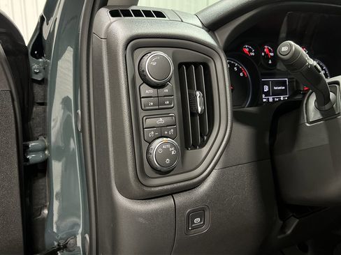 New 2026 Chevrolet Silverado 1500 Custom Trail Boss w/ LPO, Dark Essentials Package image 15