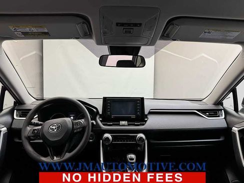 Used 2020 Toyota RAV4 XLE image 11