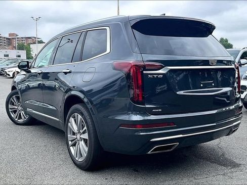 Used 2023 Cadillac XT6 Premium Luxury w/ Platinum Package AWD/4WD image 3