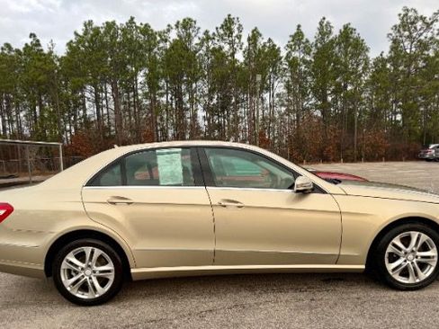 Used 2010 Mercedes-Benz E 350 Sedan image 2
