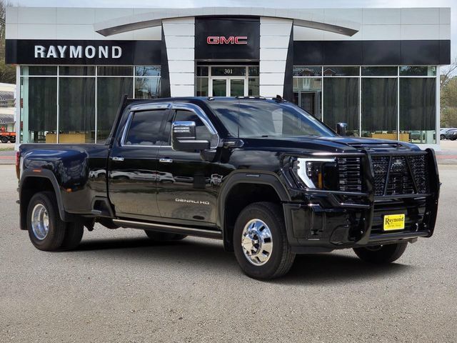 Used 2026 GMC Sierra 3500 Denali Ultimate AWD/4WD image 1