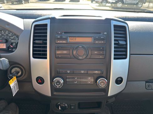 Used 2011 Nissan Xterra S AWD/4WD image 15