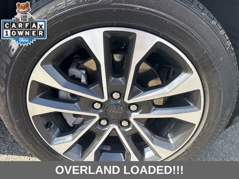 Used 2023 Jeep Grand Cherokee Overland w/ Luxury Tech Group IV image 17