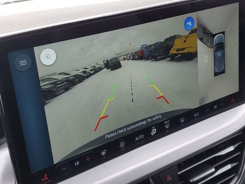 Used 2024 Ford Escape Platinum image 21