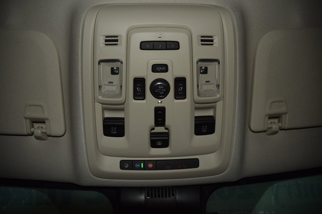 Used 2024 GMC Yukon Denali AWD/4WD image 54