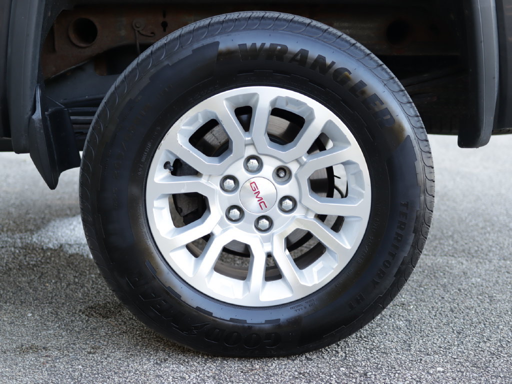 Used 2016 GMC Sierra 1500 SLT w/ All-Terrain Package AWD/4WD image 39