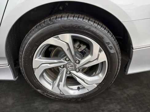 Used 2019 Honda Accord EX image 42
