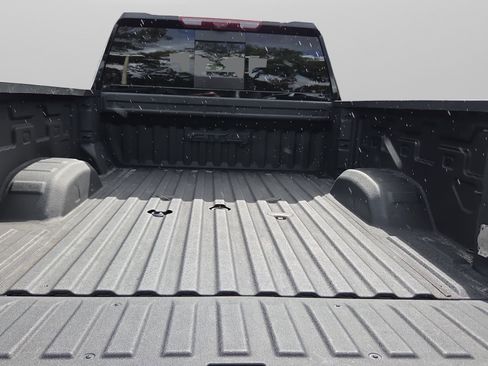 Used 2024 GMC Sierra 2500 AT4 w/ AT4 Premium Plus Package AWD/4WD image 13