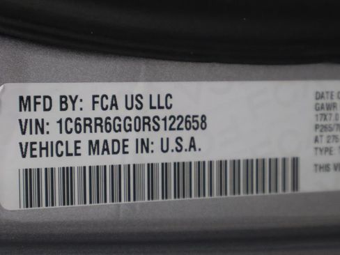 Used 2024 RAM 1500 Classic SLT RWD image 32