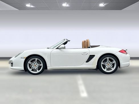 Used 2011 Porsche Boxster RWD image 2