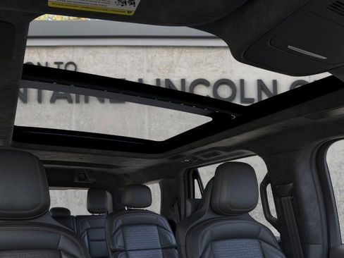 New 2026 Lincoln Navigator Black Label AWD/4WD image 22