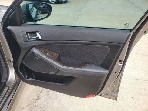 Used 2013 Kia Optima SX w/ Limited Pkg FWD image 6