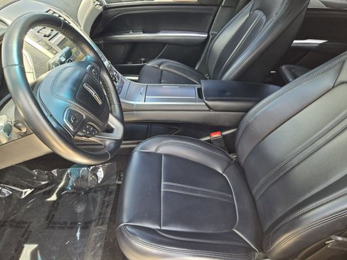 Used 2018 Lincoln MKZ Premiere FWD image 3