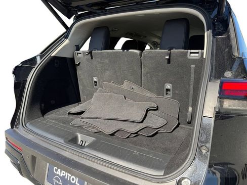 Used 2025 INFINITI QX60 Pure image 10