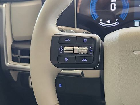 Certified 2025 Hyundai Santa Fe SE image 26