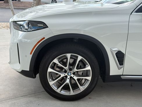 Used 2024 BMW X5 sDrive40i w/ Premium Package RWD image 12