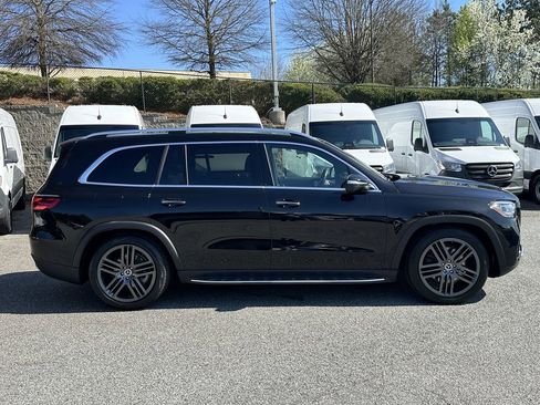 Certified 2025 Mercedes-Benz GLS 450 4MATIC image 9