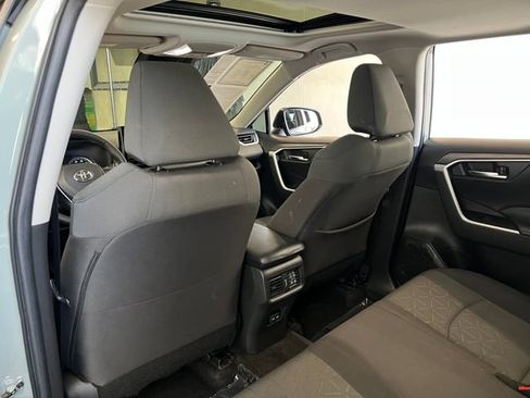 Used 2022 Toyota RAV4 XLE w/ Convenience Package AWD/4WD image 36