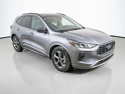 Used 2023 Ford Escape ST-Line w/ Equipment Group 301A image 2