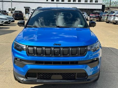 Used 2022 Jeep Compass Latitude w/ Convenience Group AWD/4WD image 9