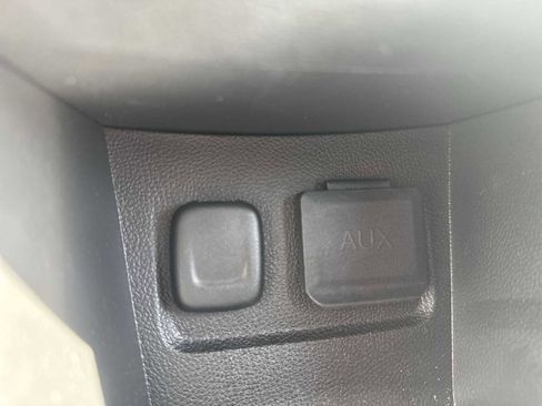 Used 2014 Buick Encore FWD image 24