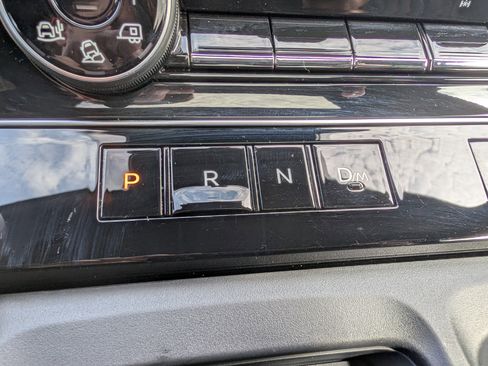 Used 2025 Nissan Armada PRO-4X w/ Pro-4X Premium Package image 33