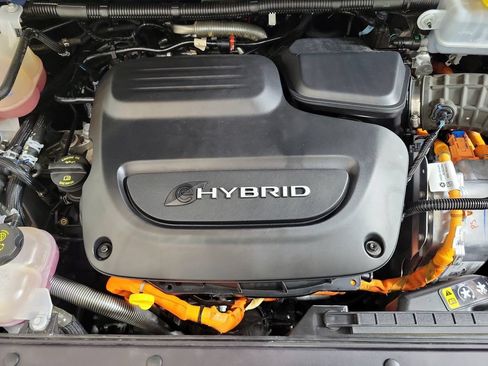 Used 2022 Chrysler Pacifica Pinnacle FWD image 10