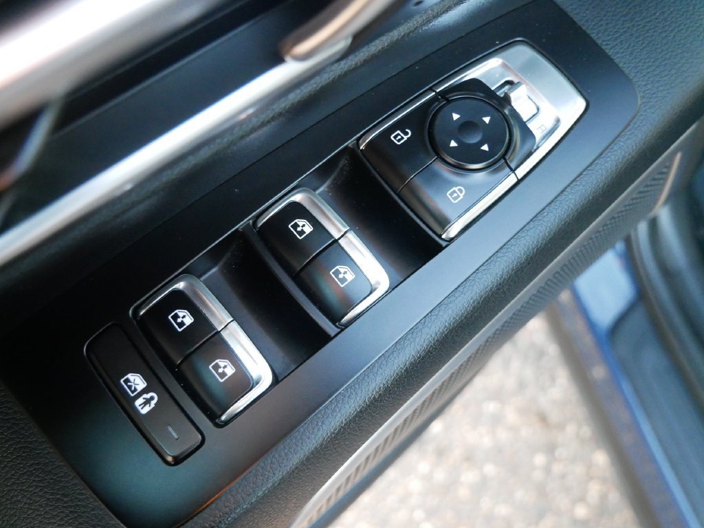 Used 2025 Kia Telluride S AWD/4WD image 13