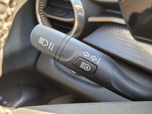 Used 2025 Chevrolet Trax ACTIV image 32