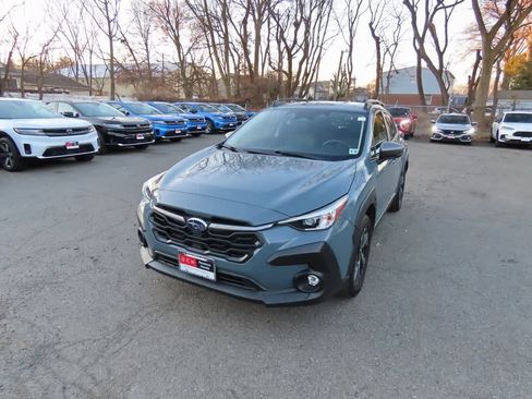 Used 2024 Subaru Crosstrek 2.0i Premium image 1