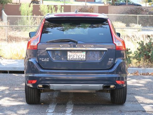 Used 2015 Volvo XC60 T5 w/ Protection Package AWD/4WD image 5